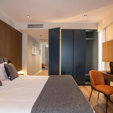 Elisa Tirana, Affiliated By Melia