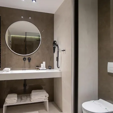 Elisa Tirana, Affiliated By Melia Hotel