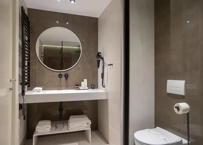 Elisa Tirana, Affiliated By Meliá Hotel