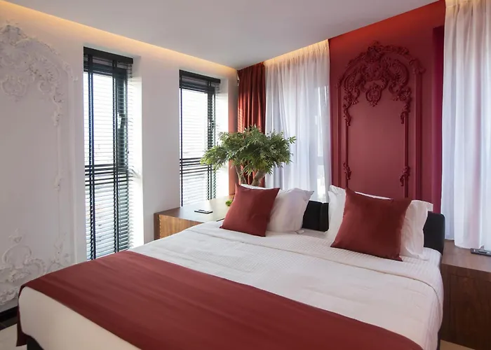 Elisa Tirana, Affiliated By Meliá Hotel 4*