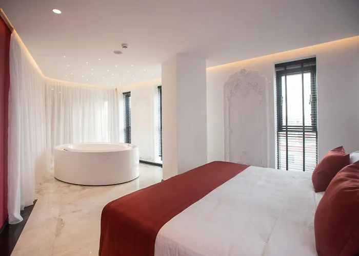 Hotel Elisa Tirana, Affiliated By Meliá 4*