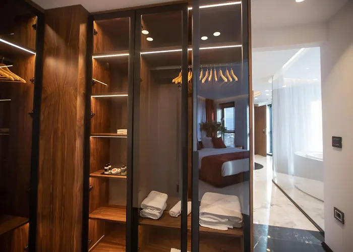 Elisa Tirana, Affiliated By Meliá 4* Tirana