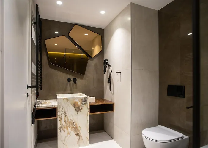 Elisa Tirana, Affiliated By Meliá 4* Tirana