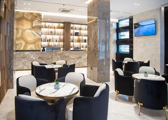 Hotel Elisa Tirana, Affiliated By Meliá 4*