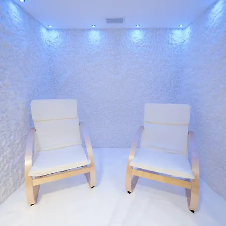 Elisa Tirana, Affiliated By Melia