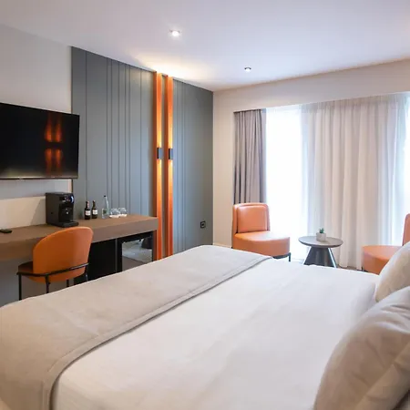 Elisa Tirana, Affiliated By Meliá Hotel 4*