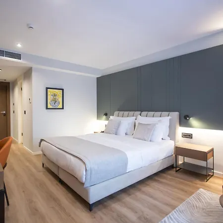 Elisa Tirana, Affiliated By Meliá Hotel 4*