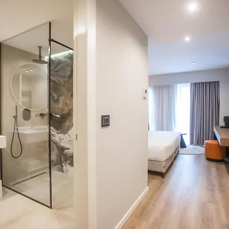 Elisa Tirana, Affiliated By Meliá Hotel 4*