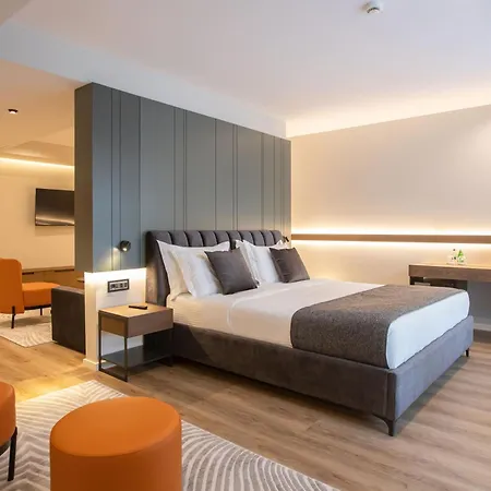 Elisa Tirana, Affiliated By Meliá 4*