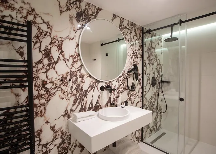 Hotel Elisa Tirana, Affiliated By Melia 4*