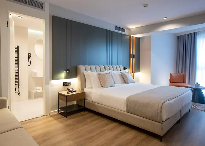 Elisa Tirana, Affiliated By Melia